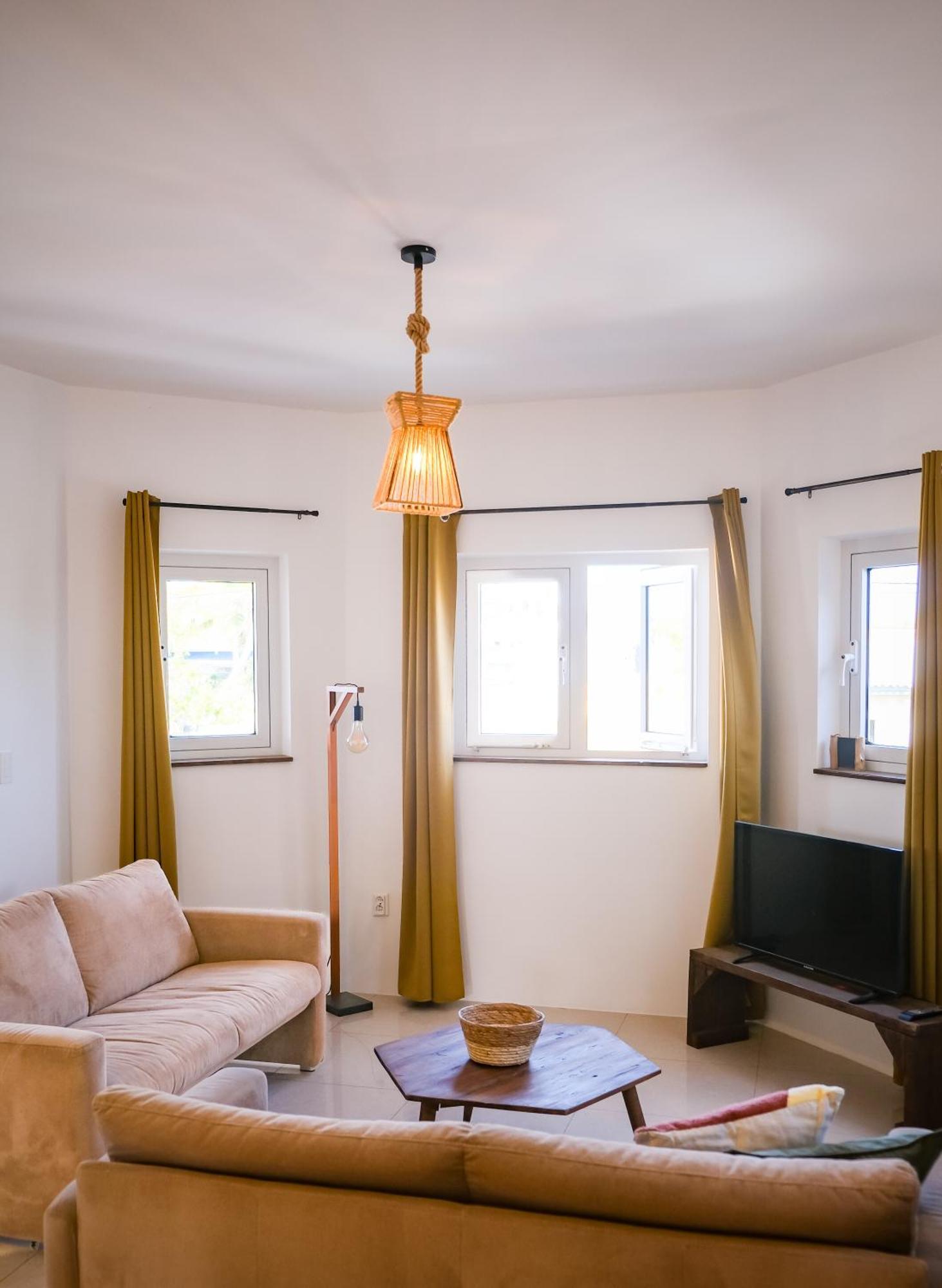 Tiki Blou - Mini Resort Centraal Gelegen Tussen Mambo Beach & Jan Thiel Willemstad Eksteriør billede